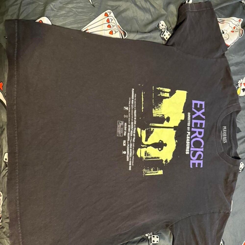 Pleasures Men's Black and Grey T-shirt